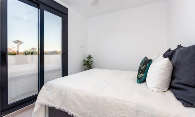 Alquiler a corto plazo - Villa -
Pilar de la Horadada - pueblo