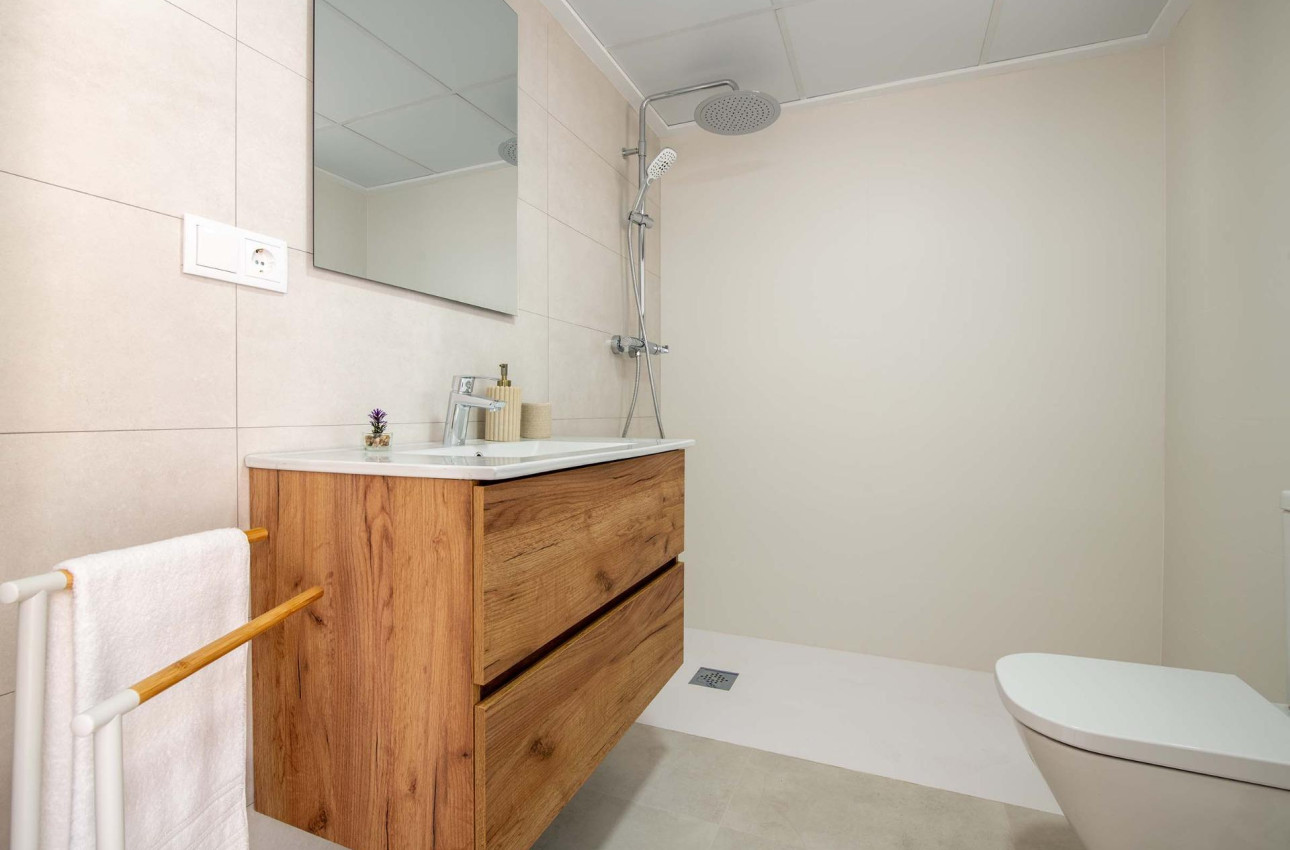 Short Term Rental - Town House -
Cox - San Fernando