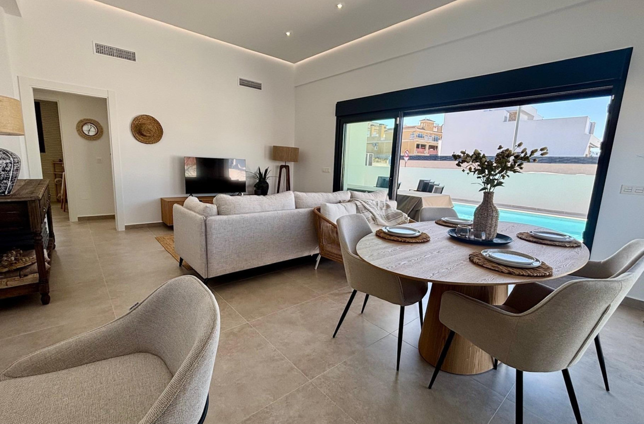 Short Term Rental - Villa -
Rafal - polideportivo