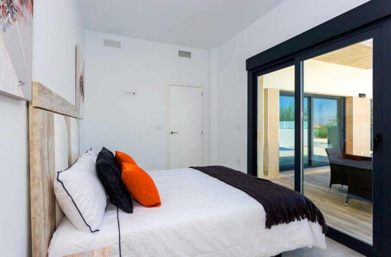 Alquiler a corto plazo - Quad House -
Daya Nueva - Centro