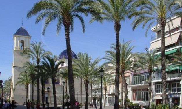 Alquiler a corto plazo - Town House -
Dolores - Sector 2