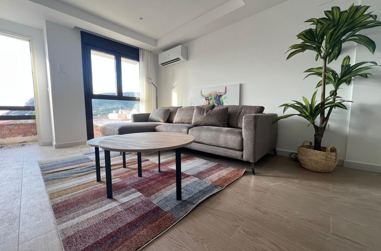 New Build - Town House -
La Union - centro