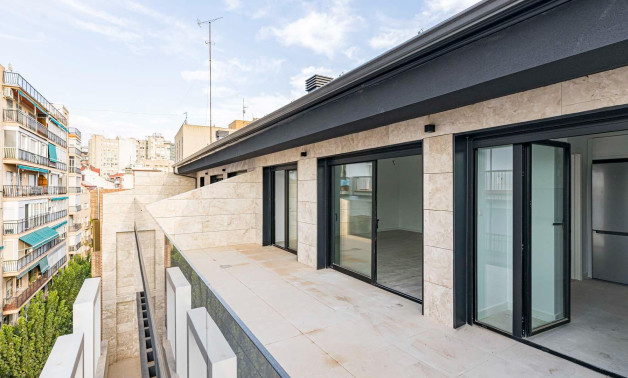 Obra nueva - Ático -
Murcia - Centro