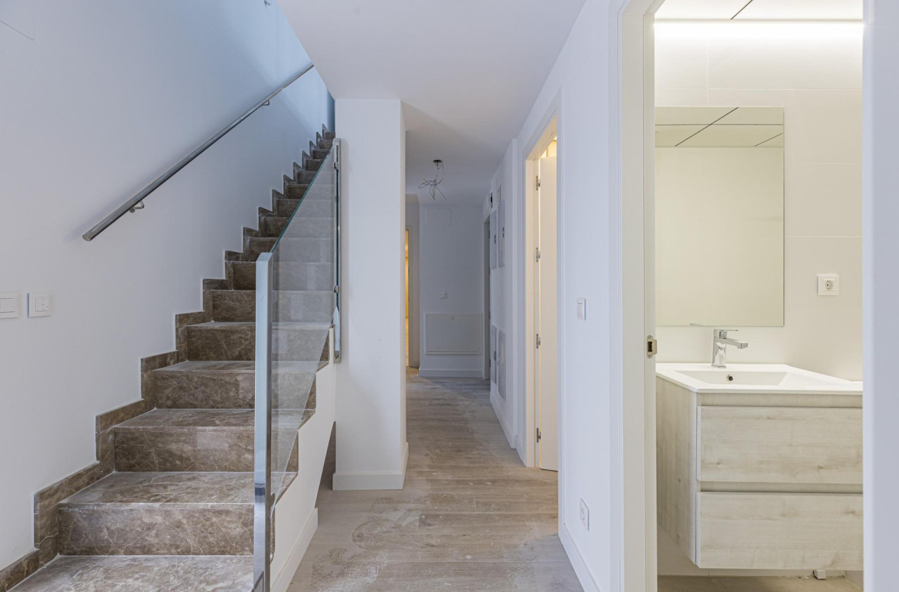 Obra nueva - Ático -
Murcia - Centro