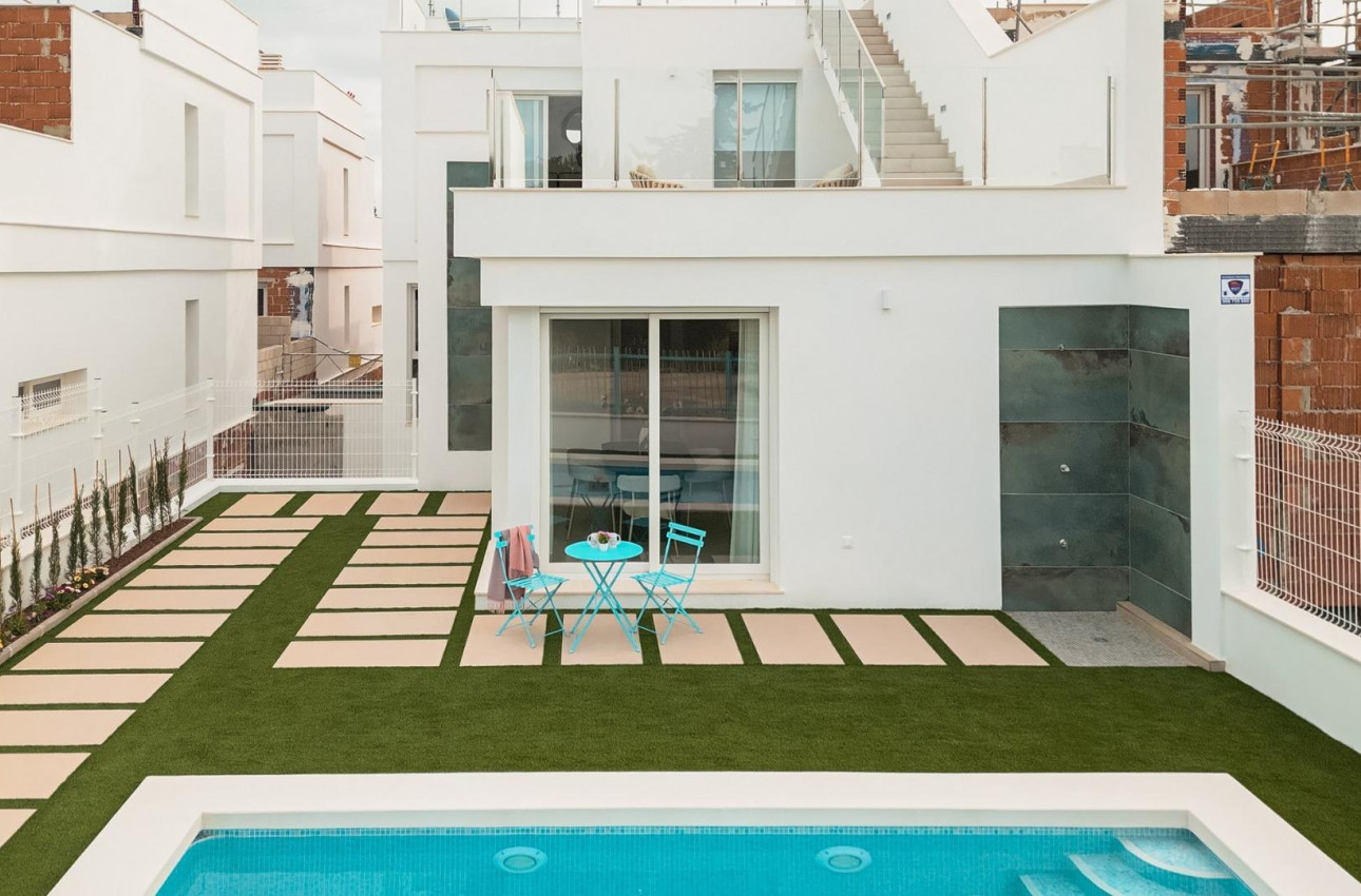 Новое здание - Villa -
Los Alcazares - Torre del Rame