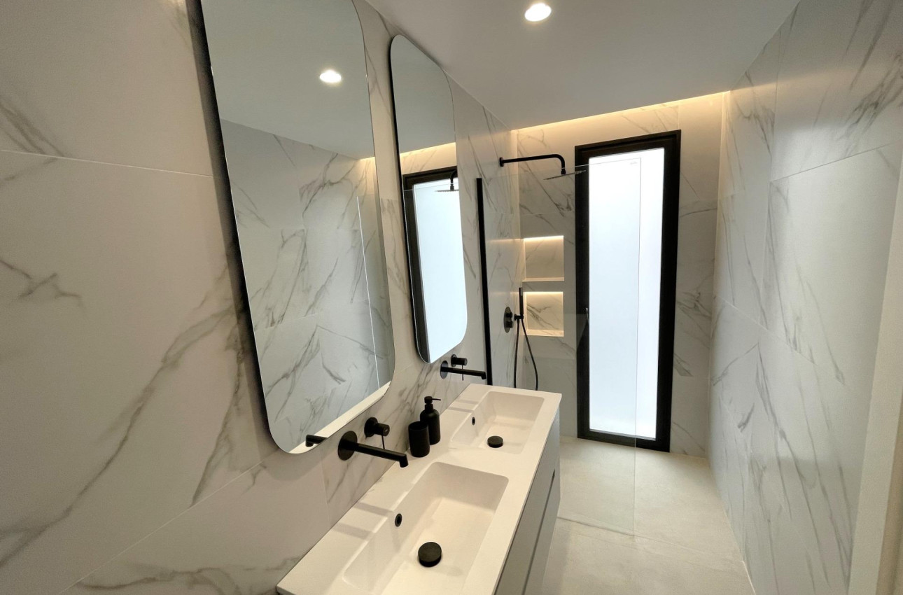Новое здание - Villa -
Molina De Segura - Urb. La Quinta