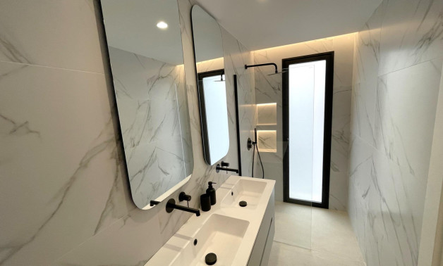 Новое здание - Villa -
Molina De Segura - Urb. La Quinta