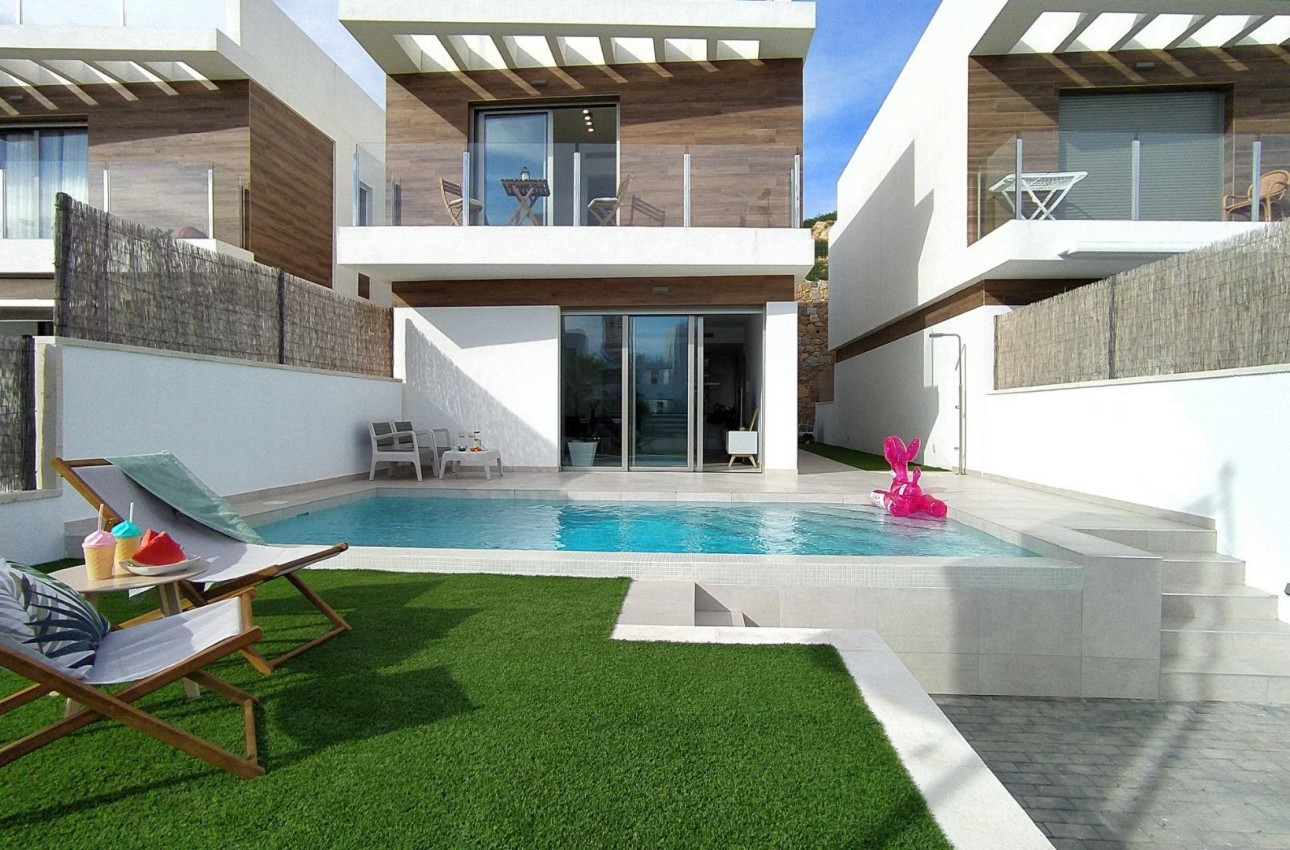 Новое здание - Villa -
Orihuela Costa - PAU 8