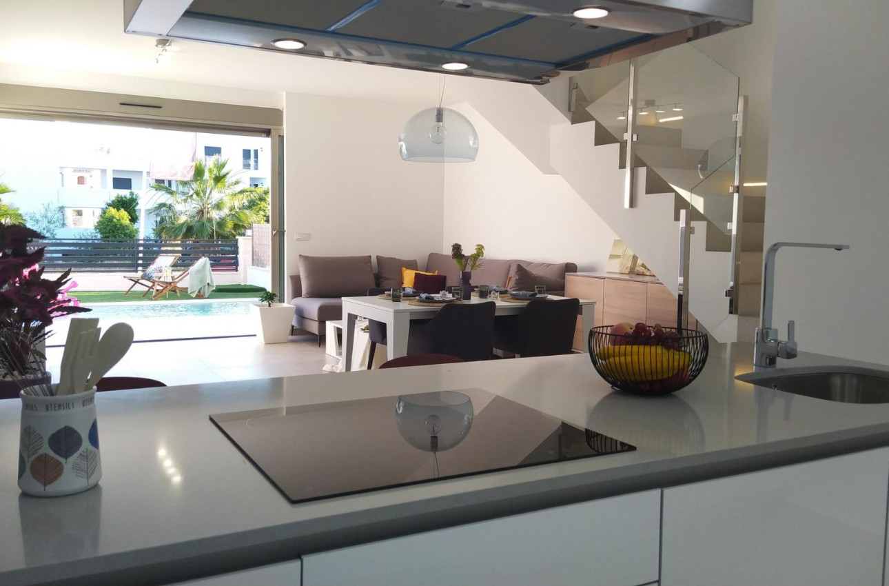 Новое здание - Villa -
Orihuela Costa - PAU 8