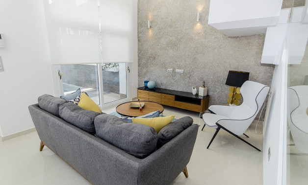 Новое здание - Villa -
Los Montesinos - La Herrada