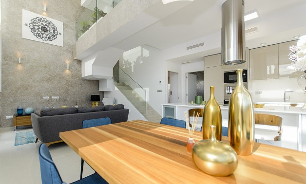 Новое здание - Villa -
Los Montesinos - La Herrada