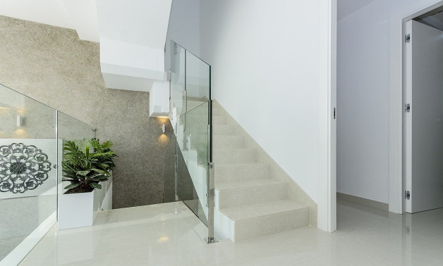 Новое здание - Villa -
Los Montesinos - La Herrada