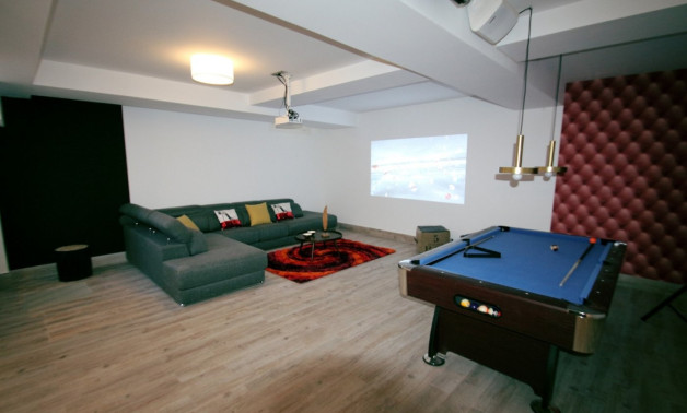 Новое здание - Villa -
Los Montesinos - La Herrada