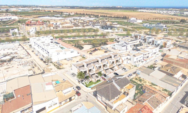 Obra nueva - Bungalow -
Pilar de la Horadada - pueblo