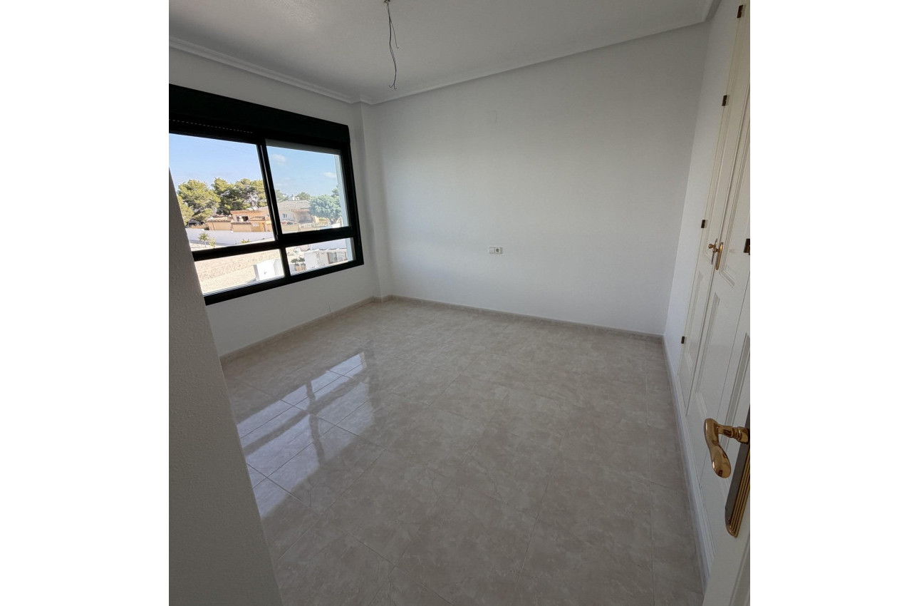 Obra nueva - Ático -
Orihuela Costa - Lomas de Campoamor