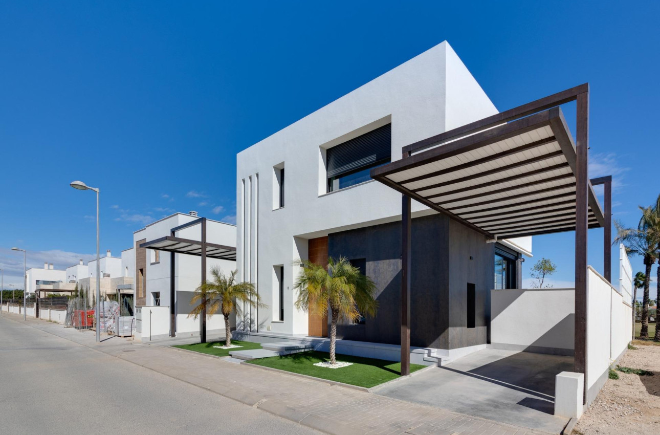 Obra nueva - Villa -
Pilar de la Horadada - Roda Golf