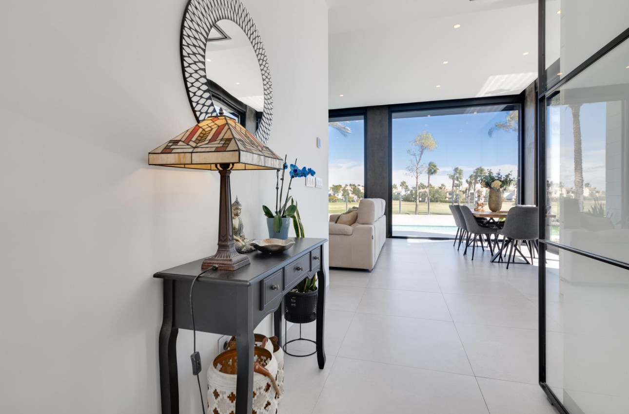 Obra nueva - Villa -
Pilar de la Horadada - Roda Golf