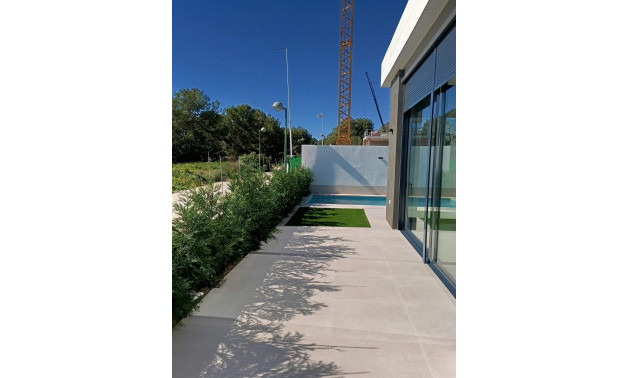 Obra nueva - Villa -
Pilar de la Horadada - Roda Golf