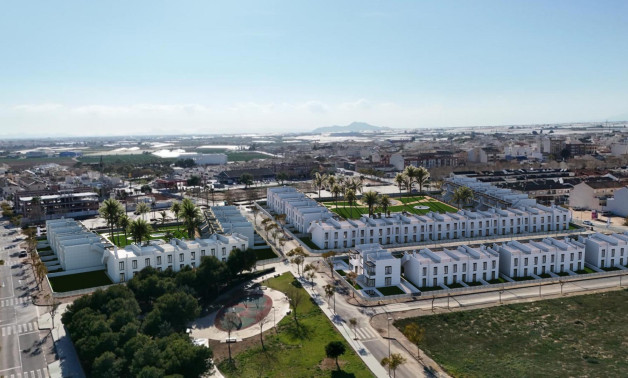 Новое здание - Бунгало -
Pilar de la Horadada - pueblo