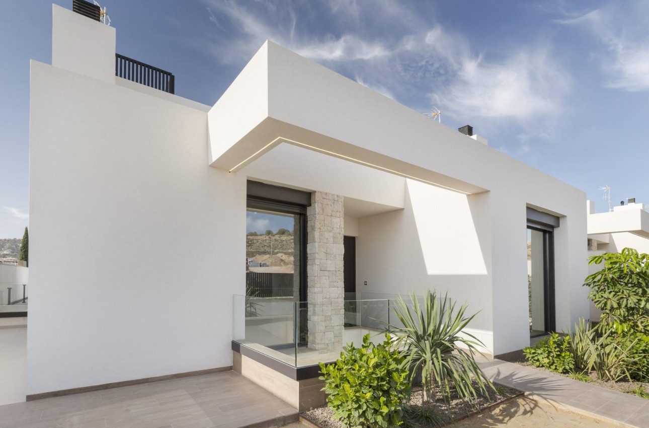 Obra nueva - Villa -
Algorfa - La Finca Golf