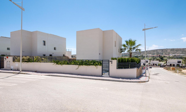 Новое здание - Villa -
Algorfa - La Finca Golf