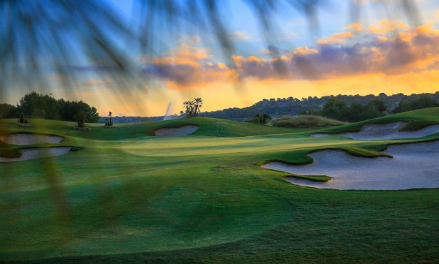 Obra nueva - Villa -
Orihuela - Las Colinas Golf