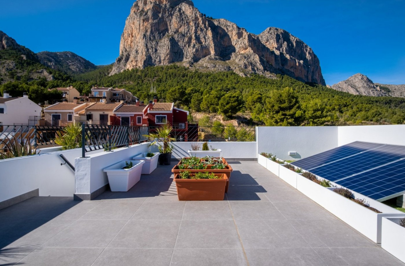 Obra nueva - Villa -
Polop - Urbanizaciones