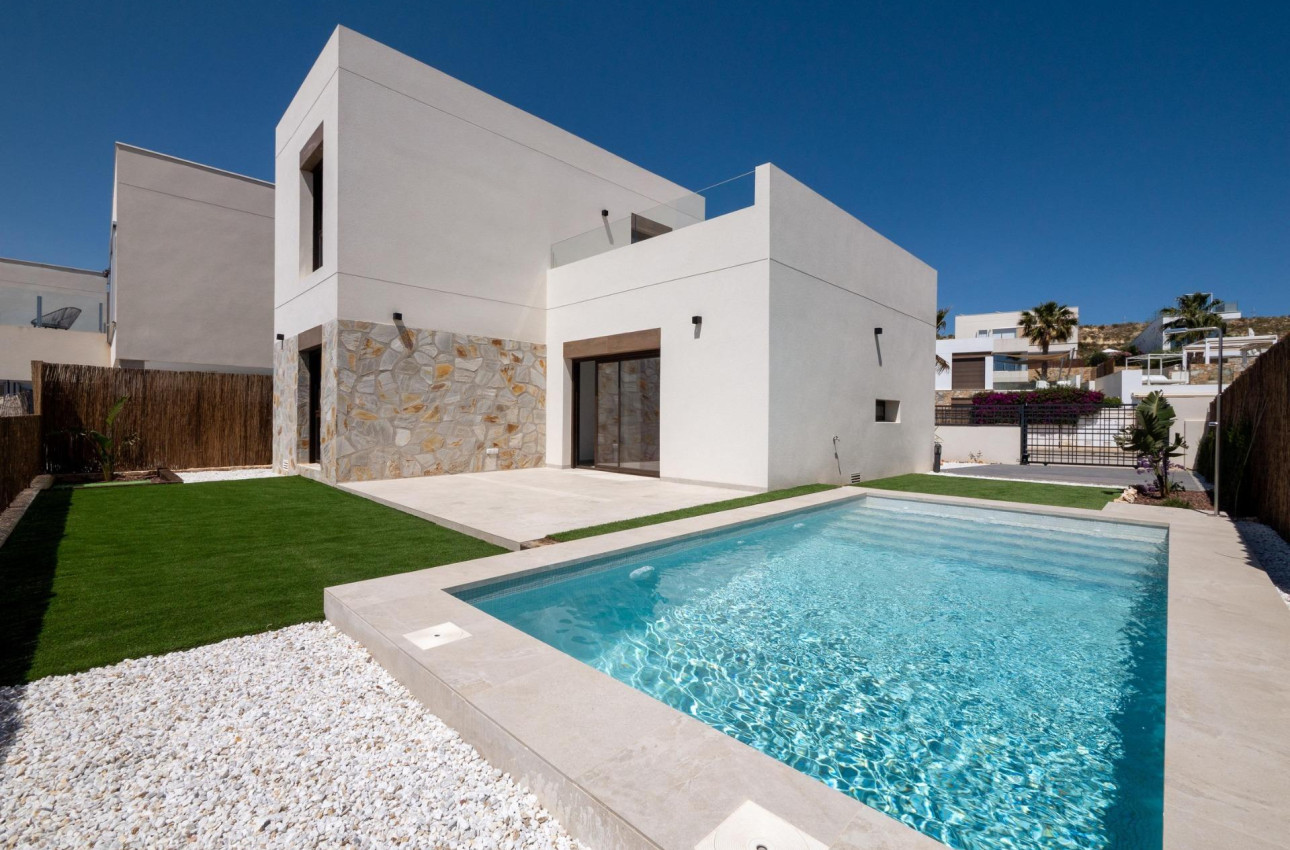 Obra nueva - Villa -
Algorfa - La Finca Golf