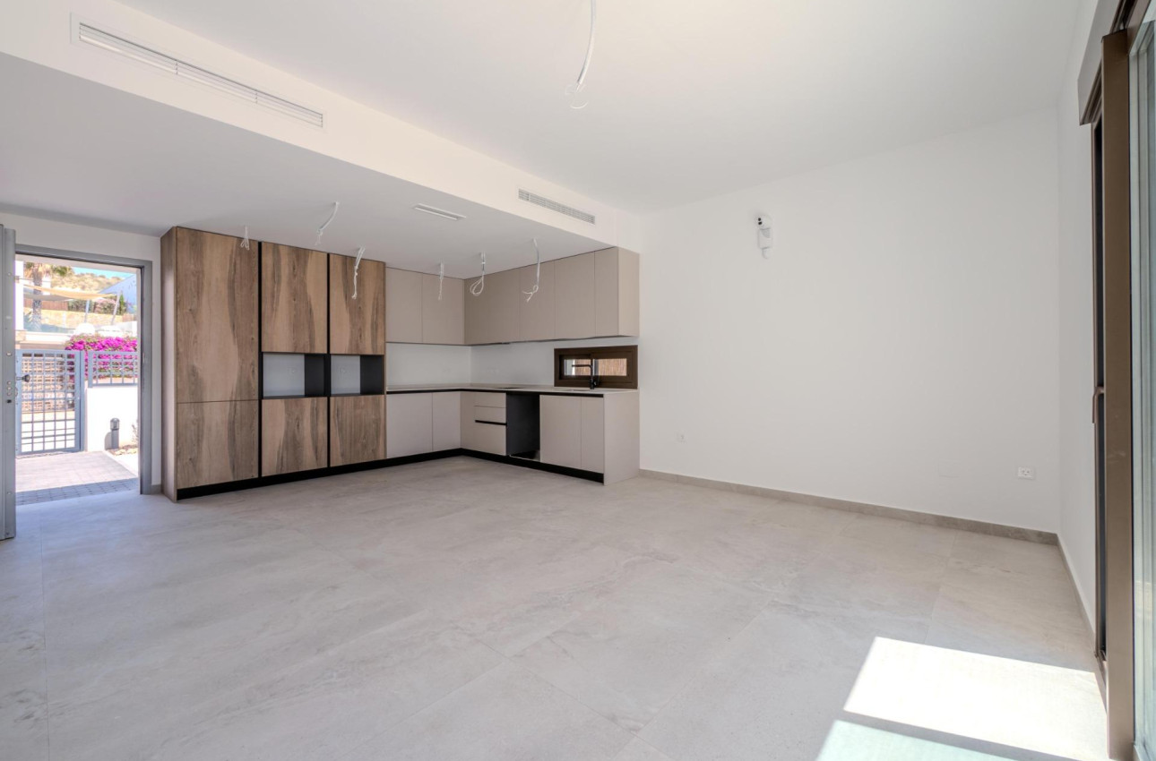 Obra nueva - Villa -
Algorfa - La Finca Golf