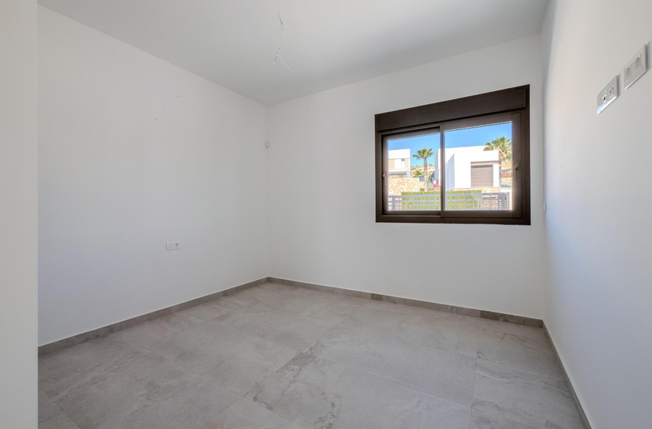 Obra nueva - Villa -
Algorfa - La Finca Golf
