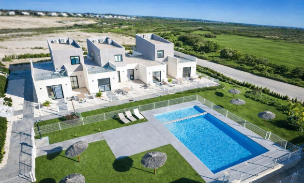 Obra nueva - Villa -
Baños y Mendigo - Altaona Golf