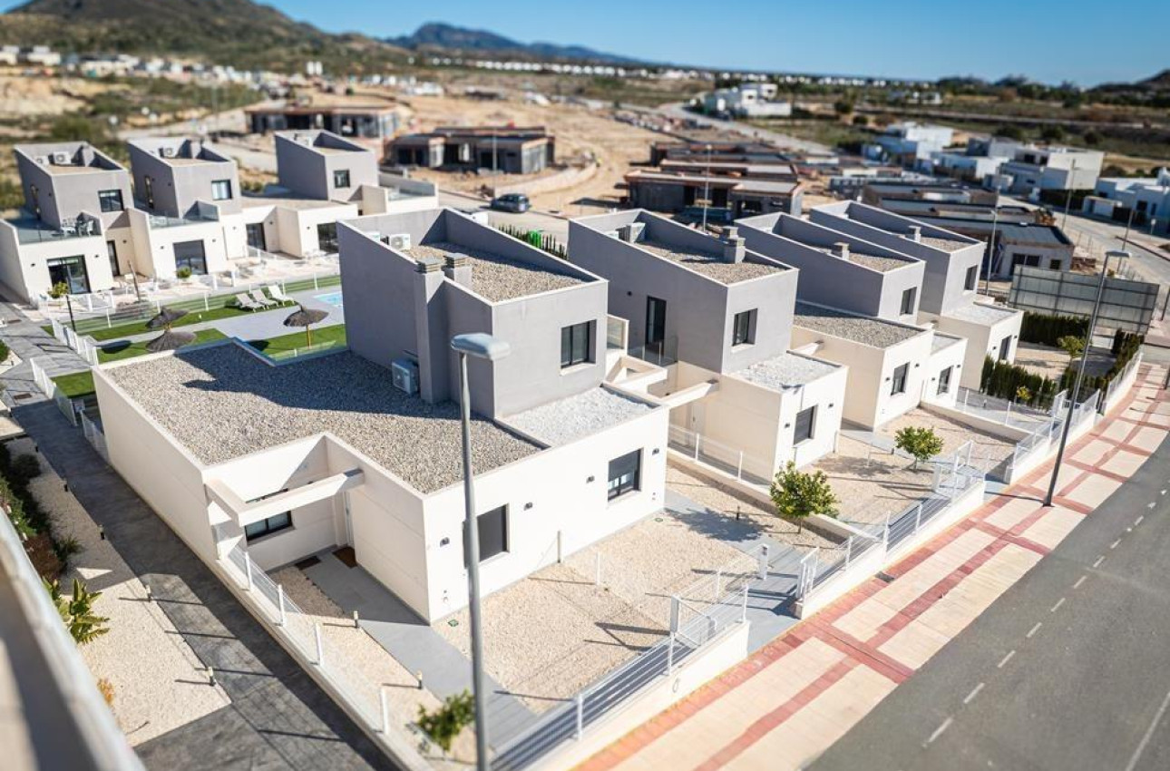 Obra nueva - Town House -
Baños y Mendigo - Altaona Golf
