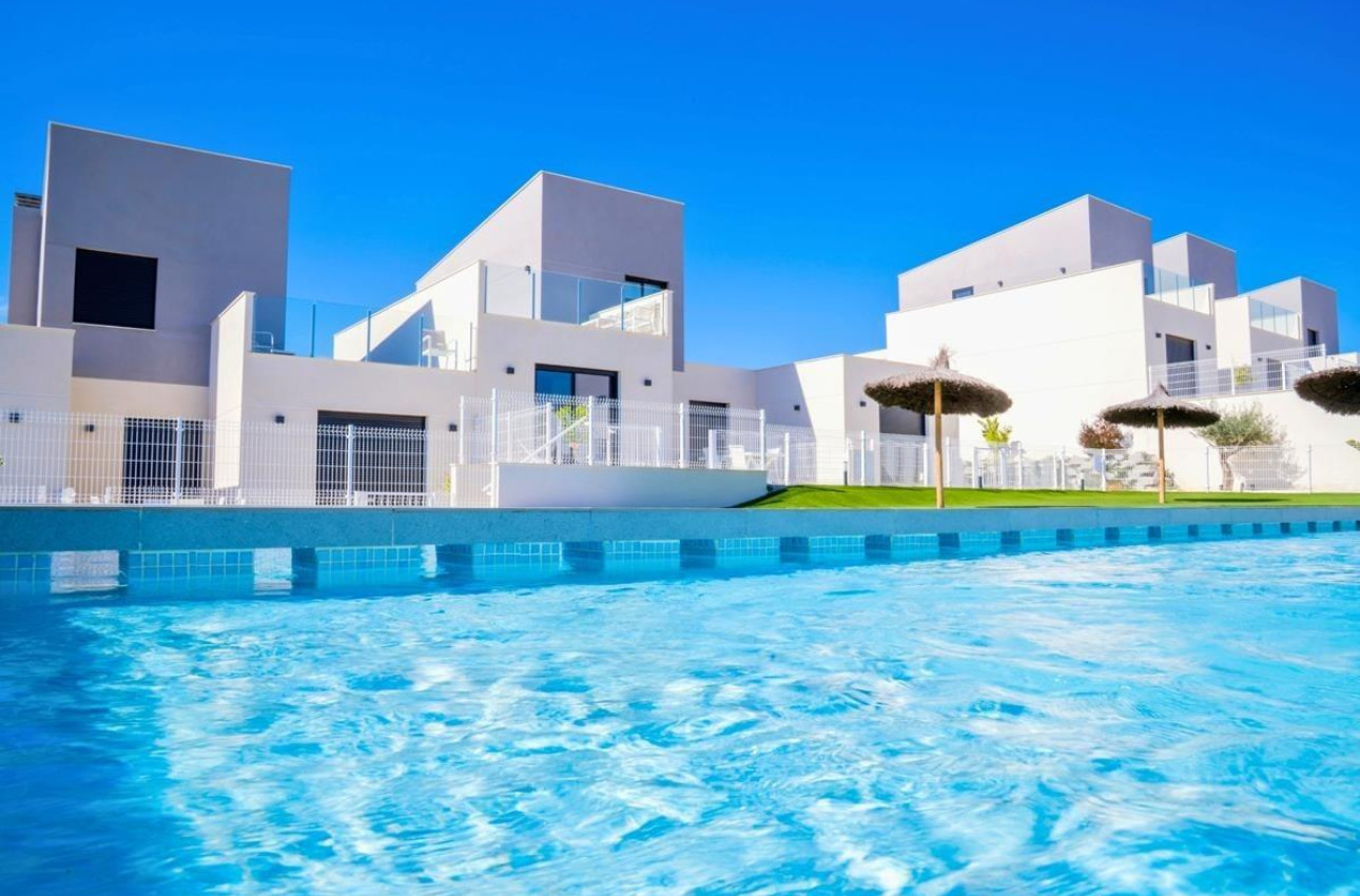 Obra nueva - Town House -
Baños y Mendigo - Altaona Golf