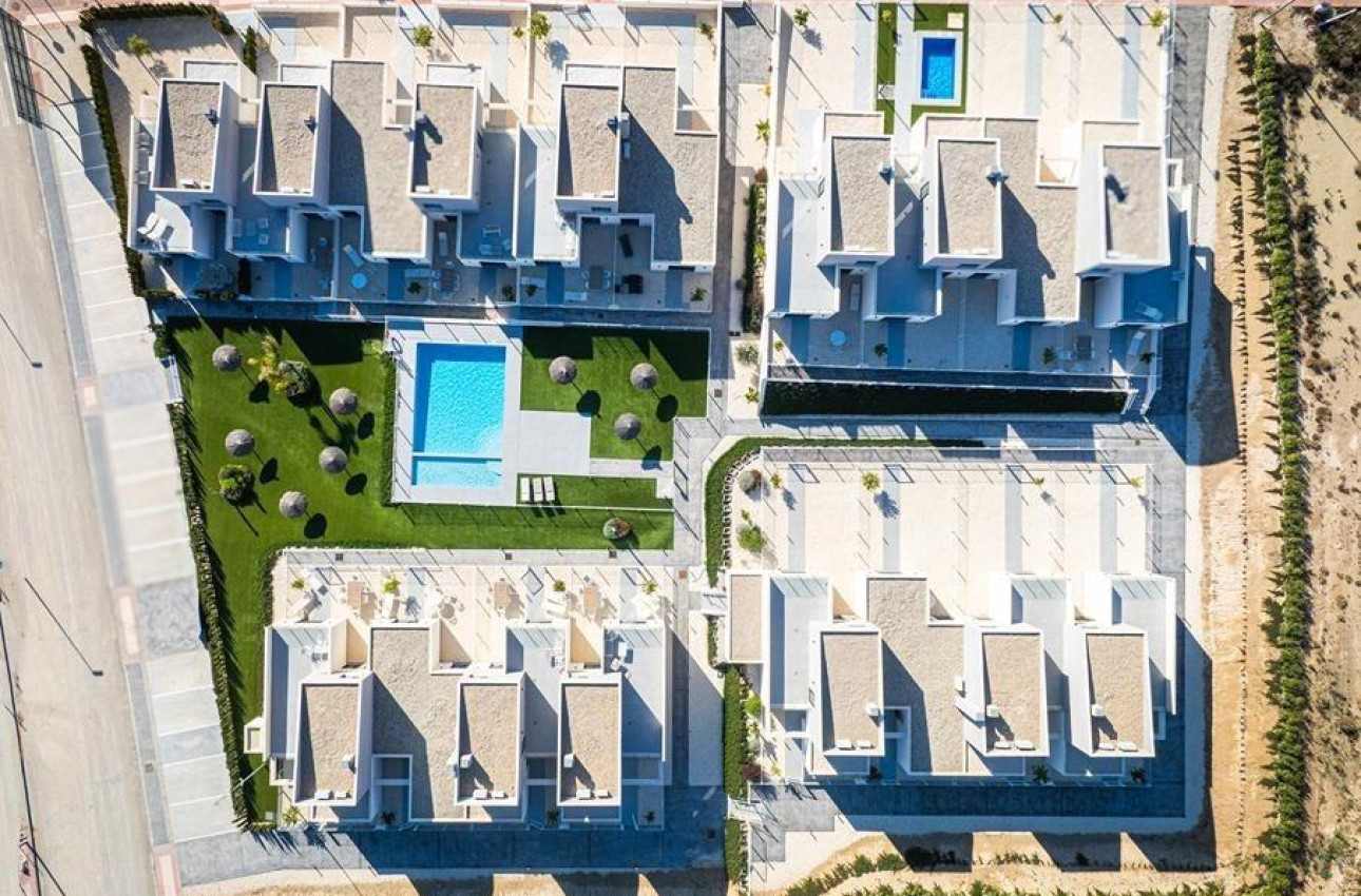 Obra nueva - Town House -
Baños y Mendigo - Altaona Golf