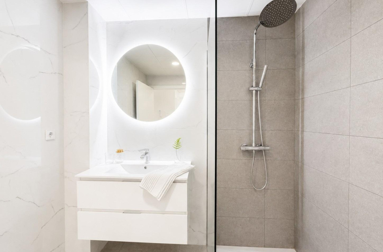 Obra nueva - Town House -
Baños y Mendigo - Altaona Golf