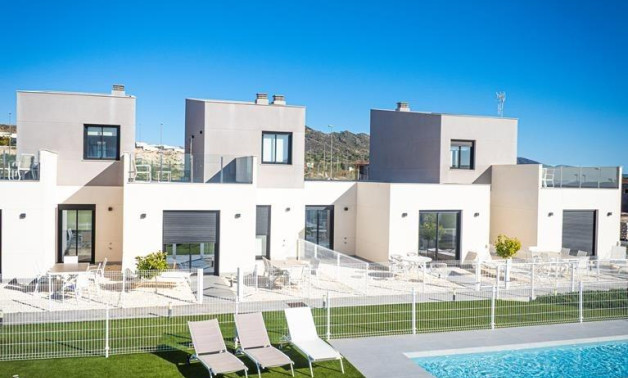 Obra nueva - Town House -
Baños y Mendigo - Altaona Golf