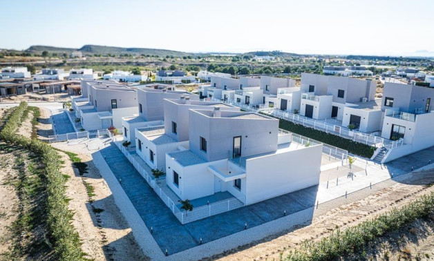 Obra nueva - Town House -
Baños y Mendigo - Altaona Golf
