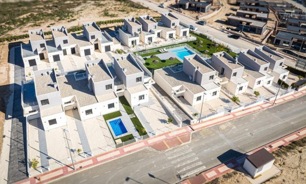 Obra nueva - Town House -
Baños y Mendigo - Altaona Golf