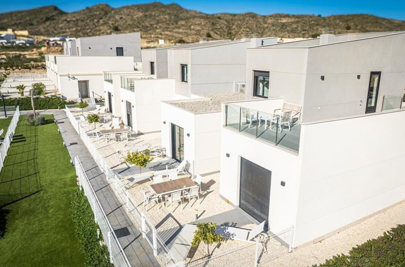 Obra nueva - Town House -
Baños y Mendigo - Altaona Golf