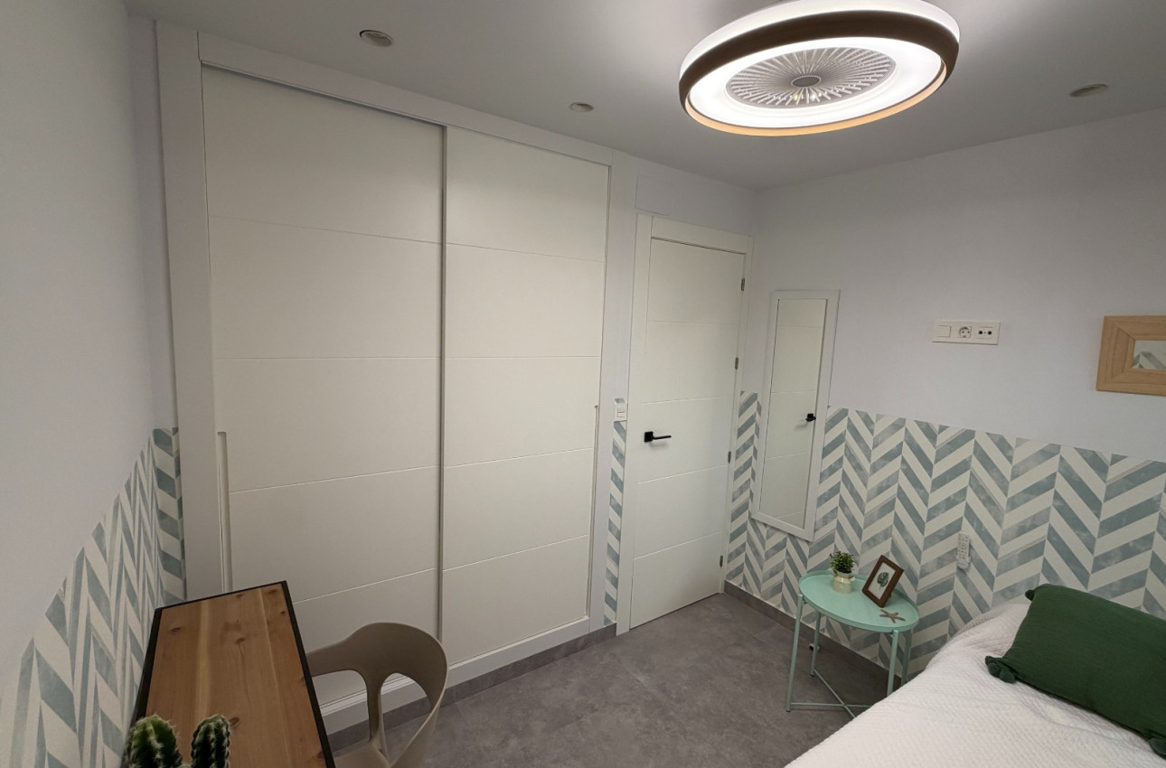 Reventa - Apartamentos -
Guardamar del Segura - Pueblo
