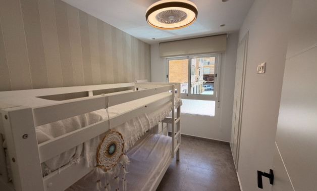 Reventa - Apartamentos -
Guardamar del Segura - Pueblo