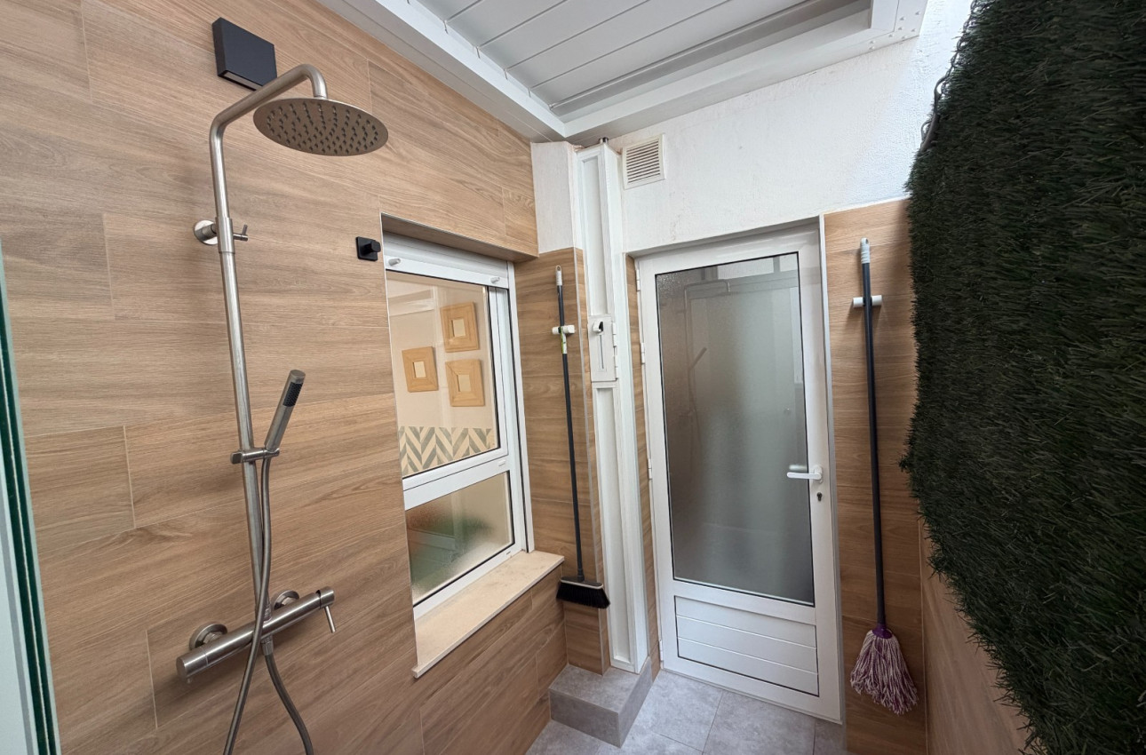 Reventa - Apartamentos -
Guardamar del Segura - Pueblo