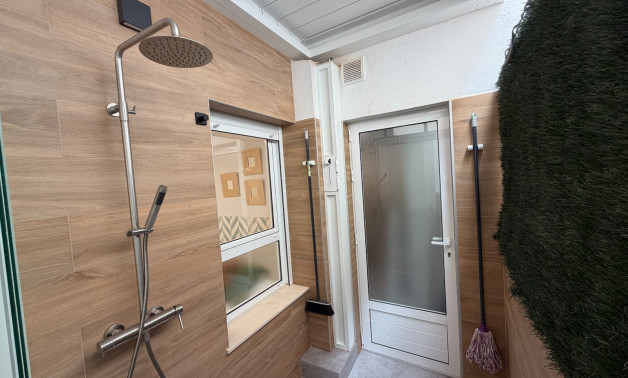 Reventa - Apartamentos -
Guardamar del Segura - Pueblo