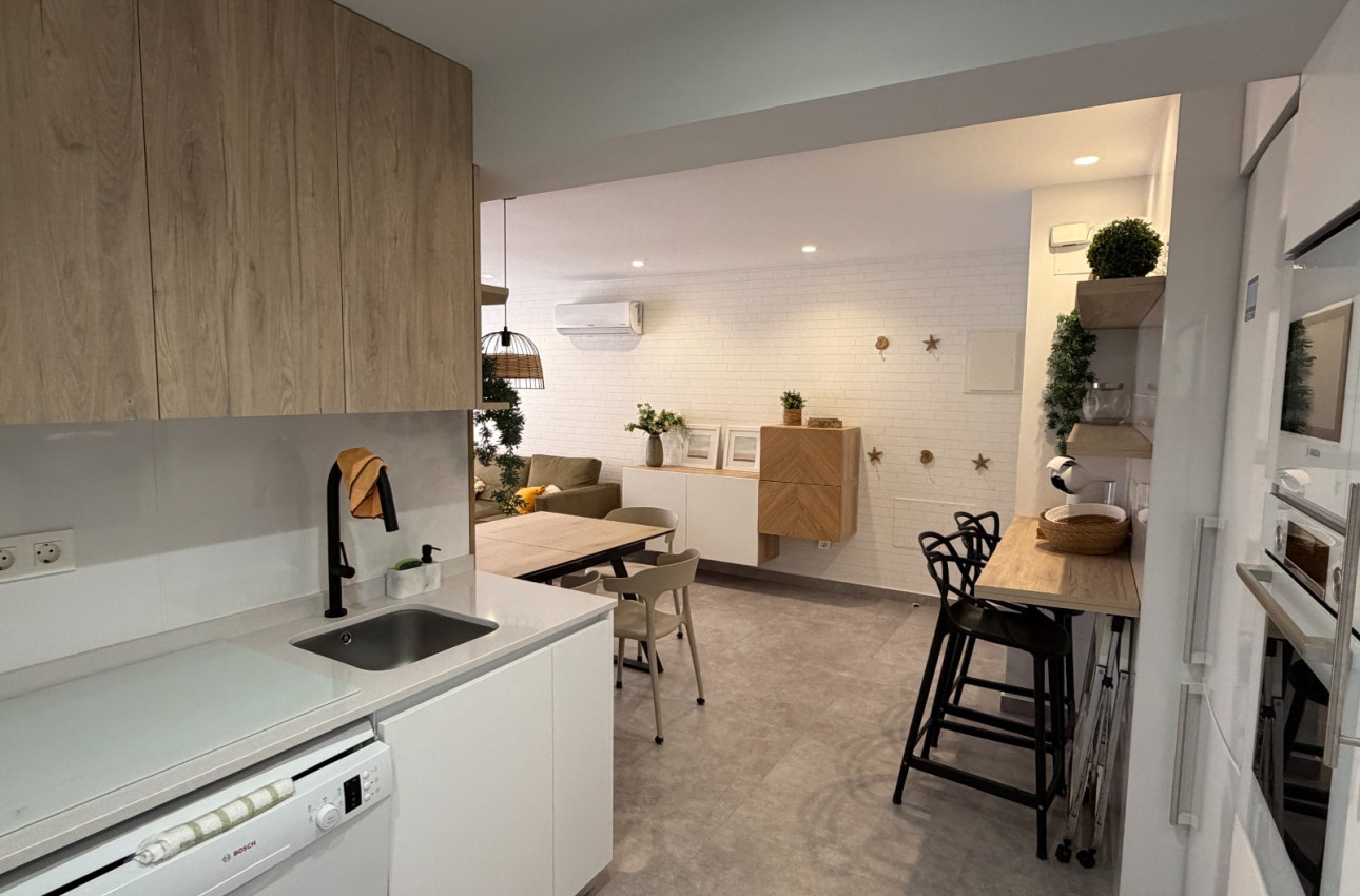 Reventa - Apartamentos -
Guardamar del Segura - Pueblo