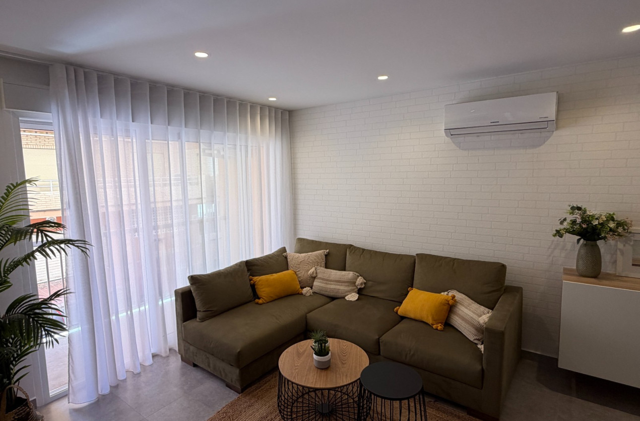Reventa - Apartamentos -
Guardamar del Segura - Pueblo