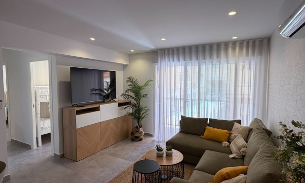 Reventa - Apartamentos -
Guardamar del Segura - Pueblo