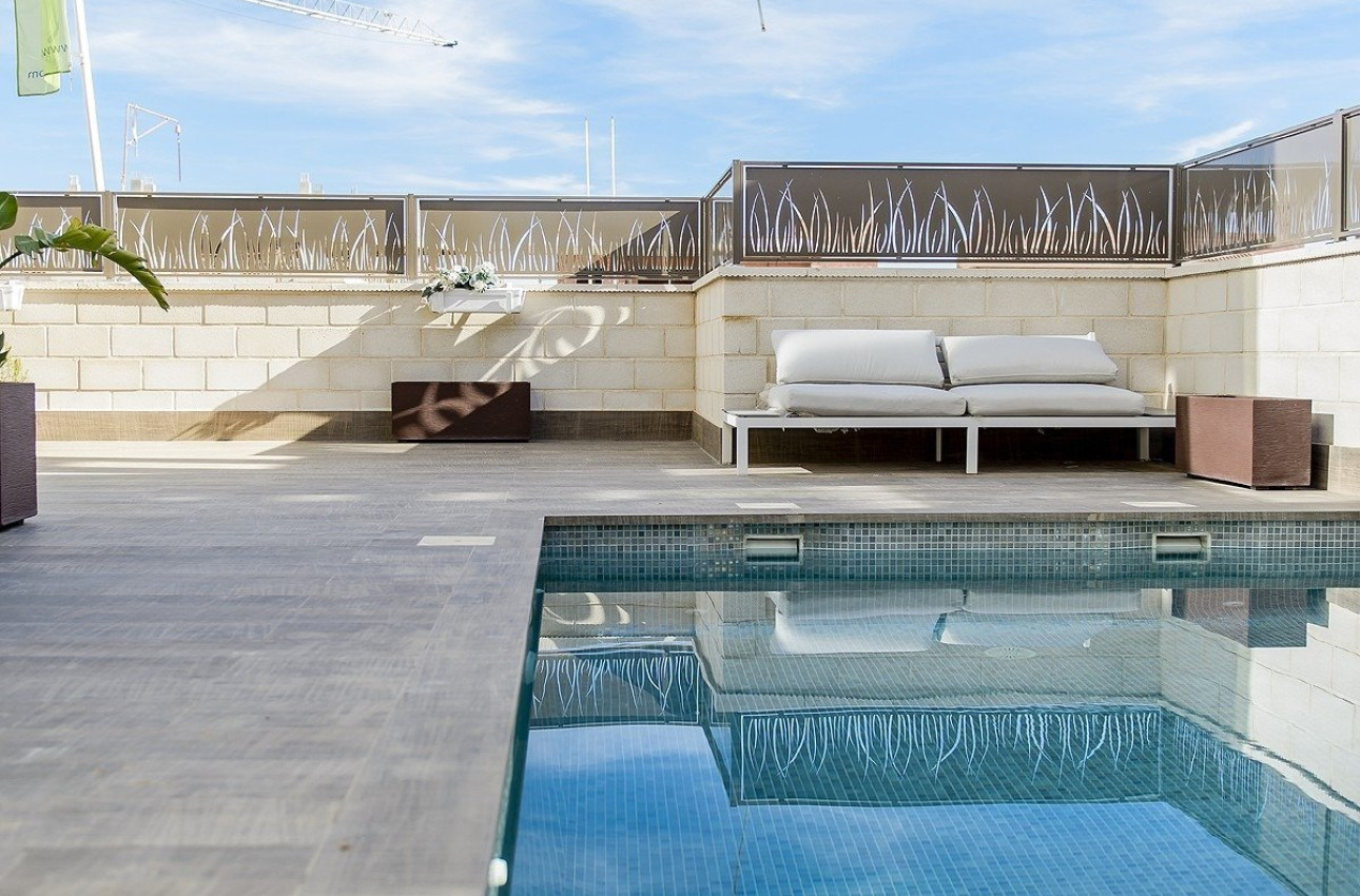 Obra nueva - Villa -
Los Montesinos - La Herrada