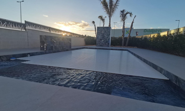 Obra nueva - Villa -
Los Montesinos - La Herrada