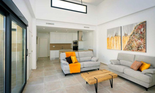 Obra nueva - Quad House -
Daya Nueva - Centro