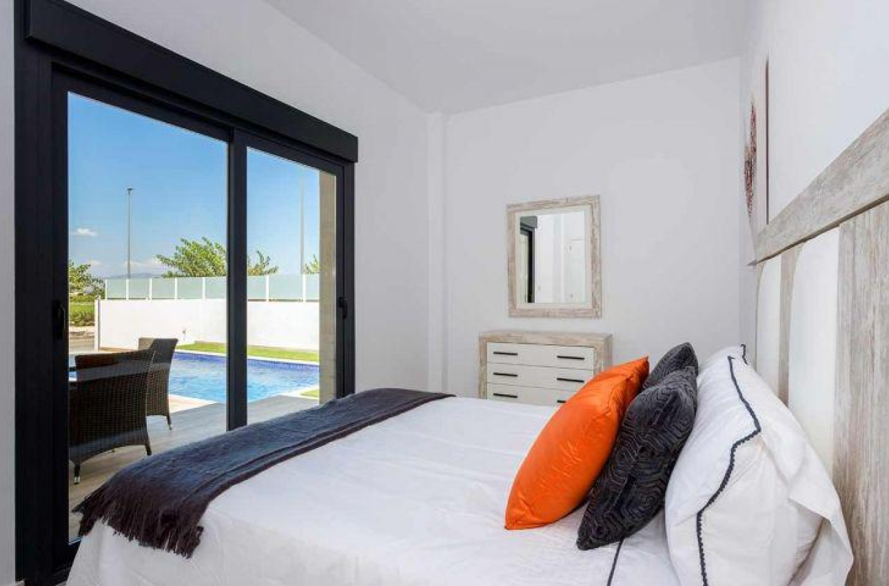Obra nueva - Quad House -
Daya Nueva - Centro